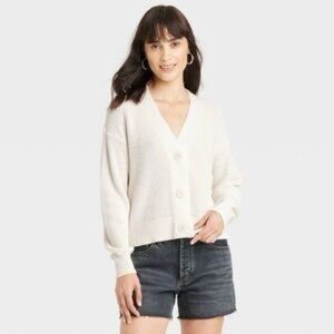 Universal Thread Women's Off-White Button-Up Cardigan 100% cotton